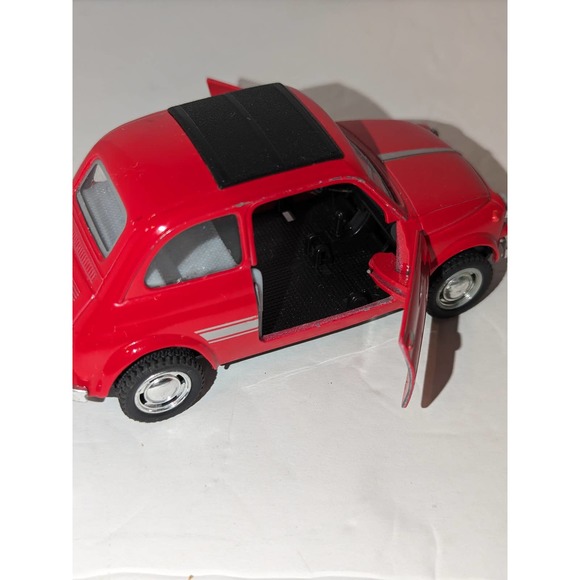 Classic Fiat 500 1/24 Scale Diecast Model by Kinsmart - RED Collectible - Picture 7 of 9